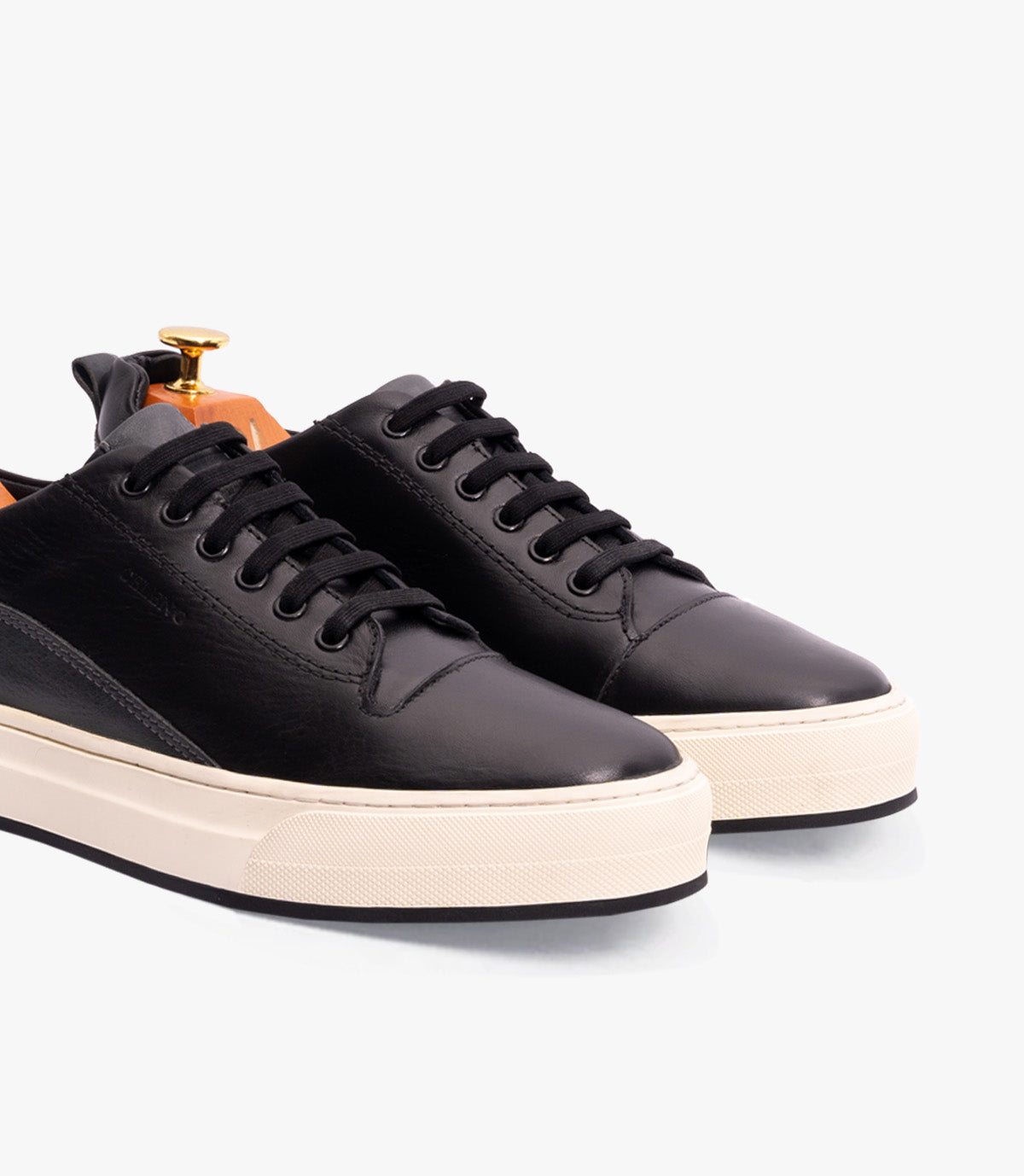 BASKET BOLT en Cuir, Noir -CL6069 - CELENO - Congo